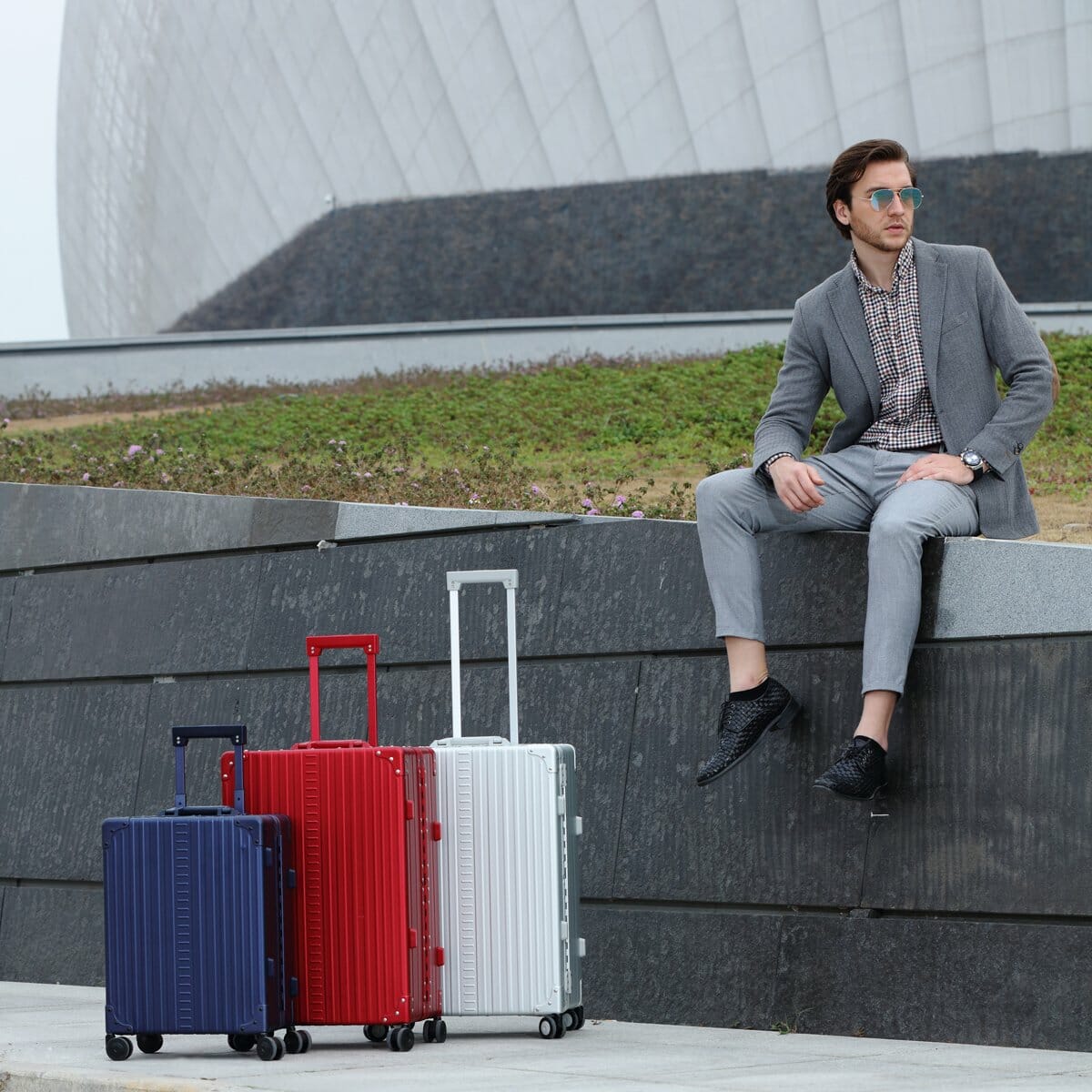Why a Large Case is a Necessity When You Have Long Travel Plans
