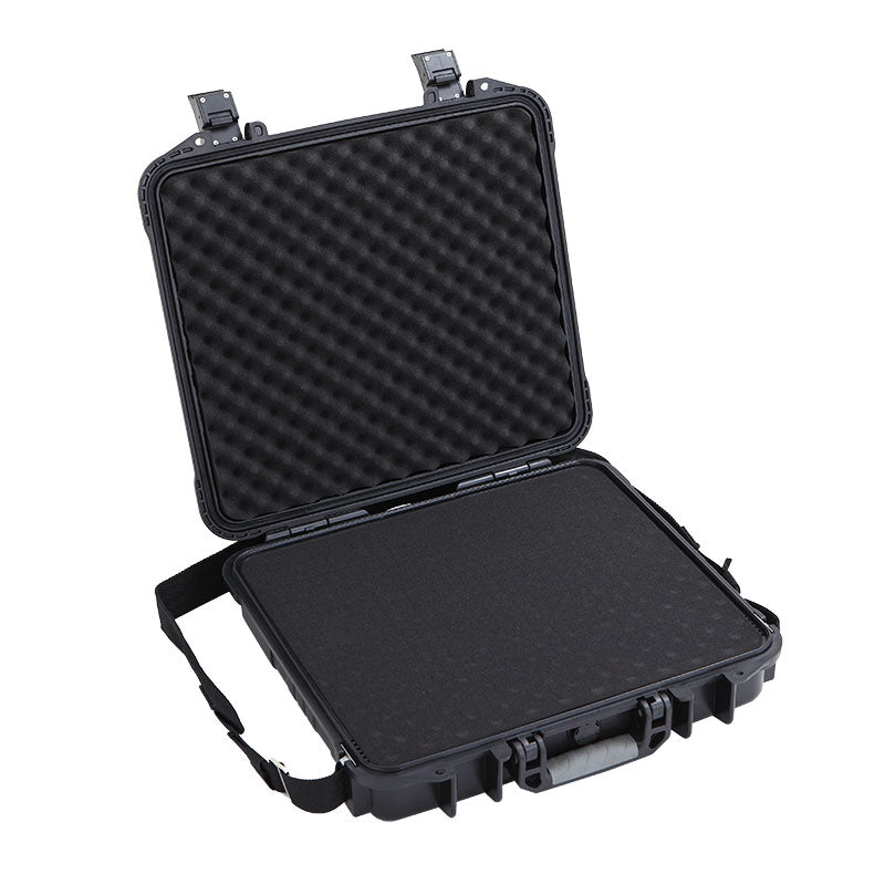 18" Versatile ABS Case (15.4") w/ Shoulder Strap