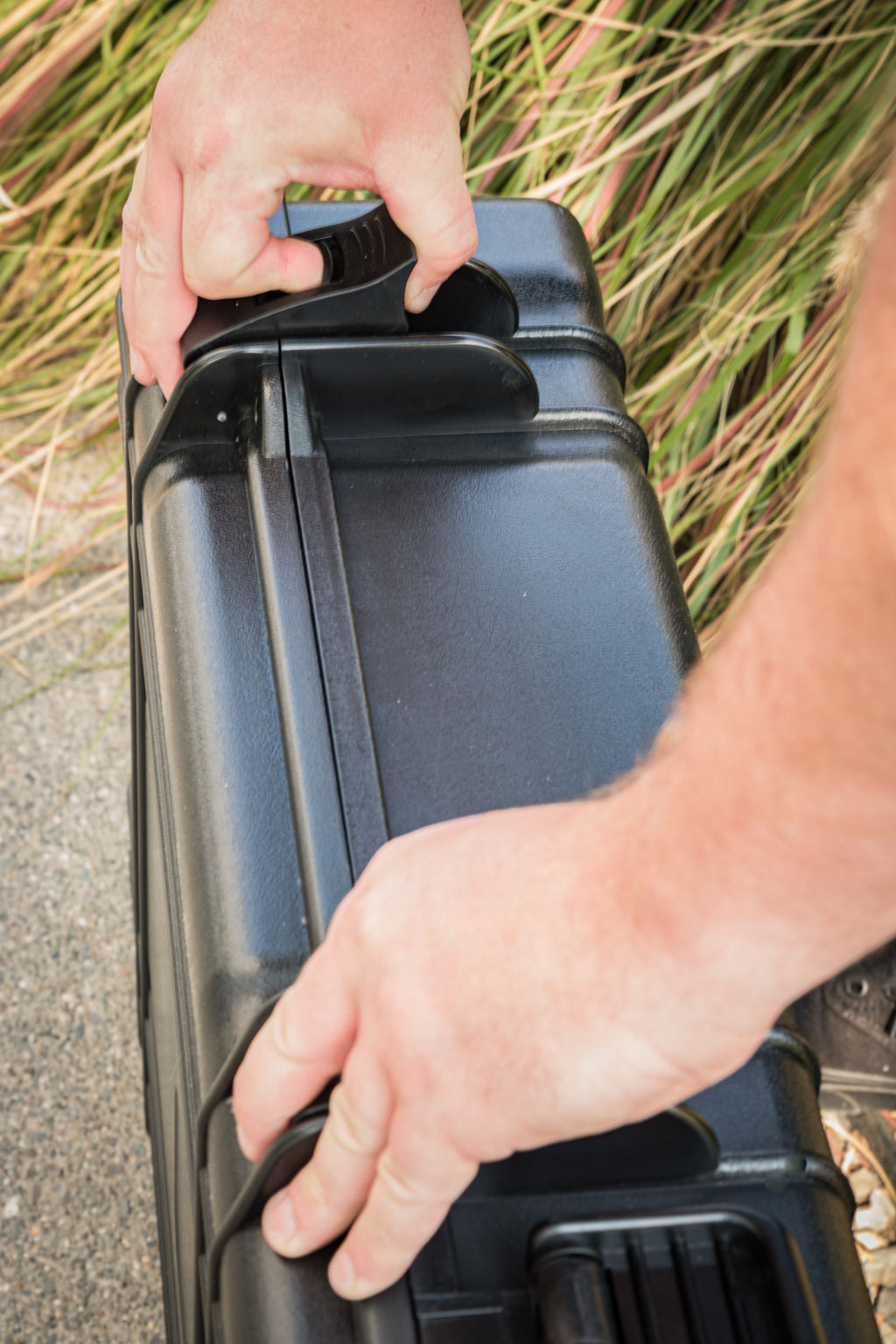 Close-up of Aleon 39-inch long case featuring secure locking latches.