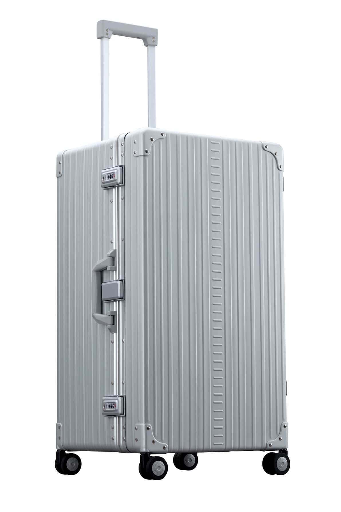 Understanding the Differences between Hardside & Softside Luggage
