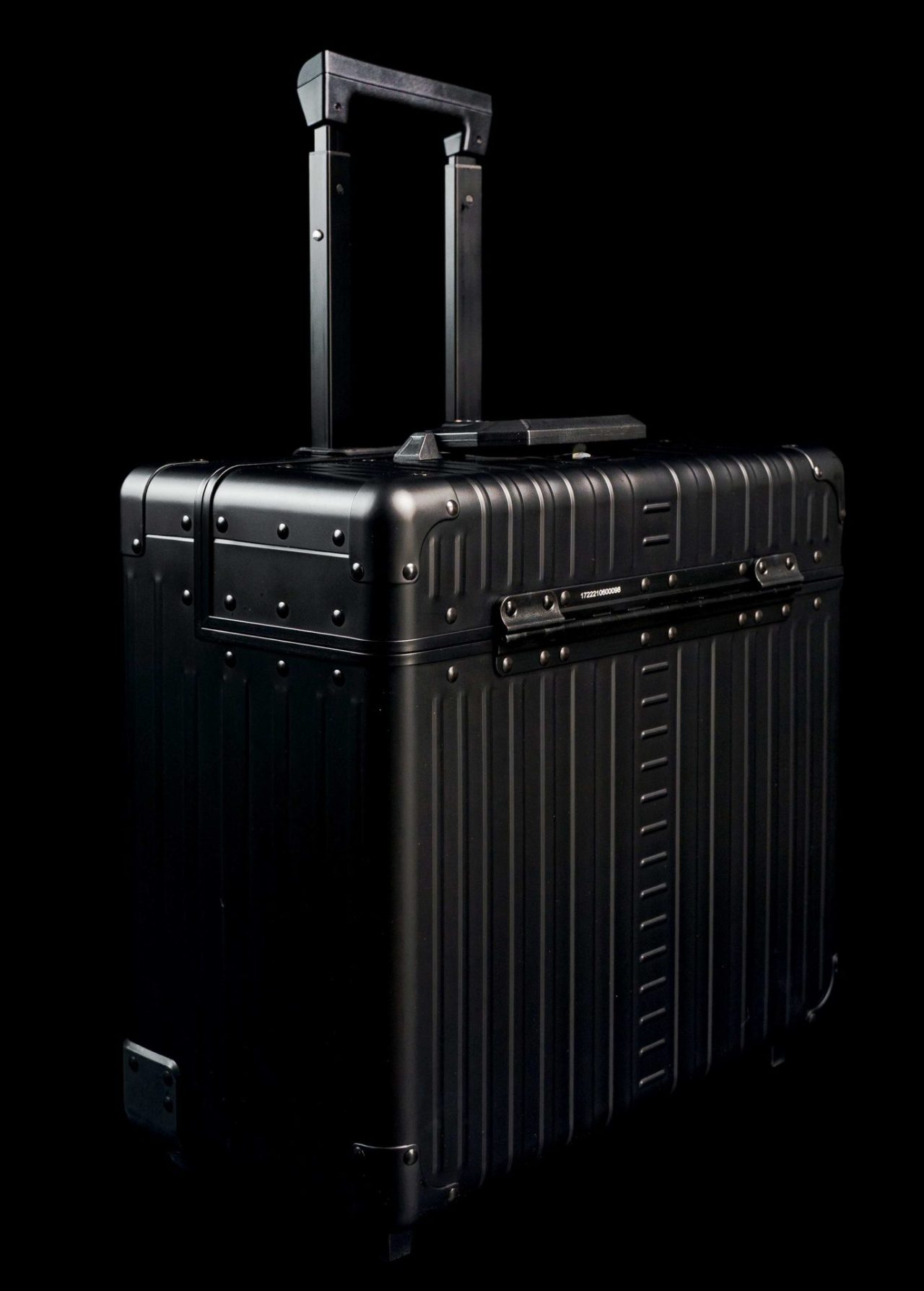 17" Pilot Case Made With Aircraft Grade Aluminum Suitcase for Pilots